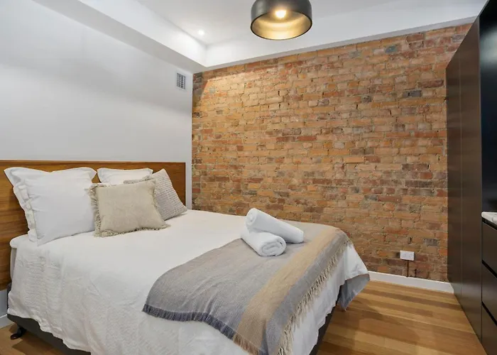 Vintage Suite At Saddlers - Embrace A Cafe Lifestyle